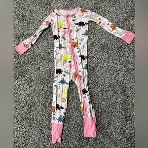 18-24 month little sleepies, dinosaur. Gently used, hung to dry.